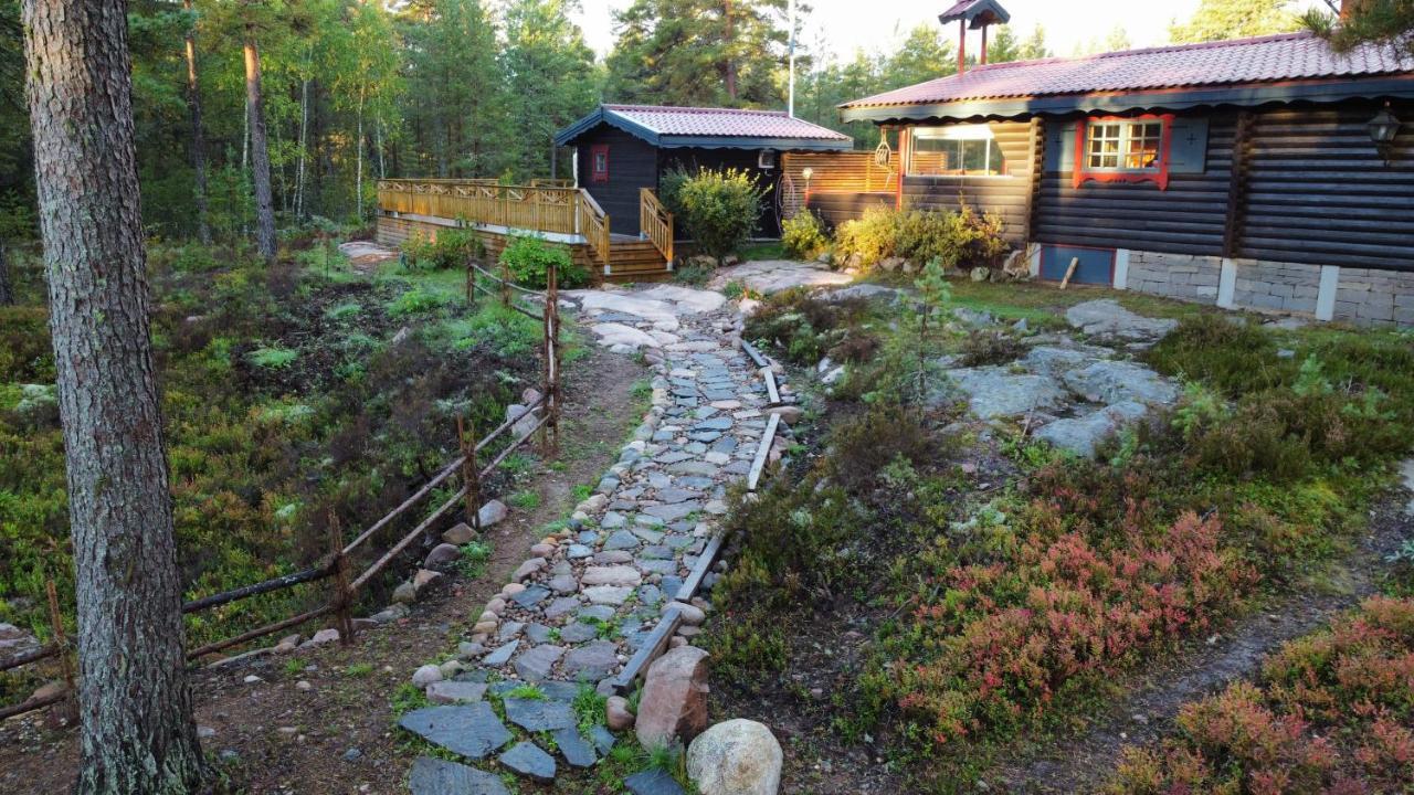 Timber Cottages With Jacuzzi And Sauna Near Lake Vaenern كارلستاد المظهر الخارجي الصورة