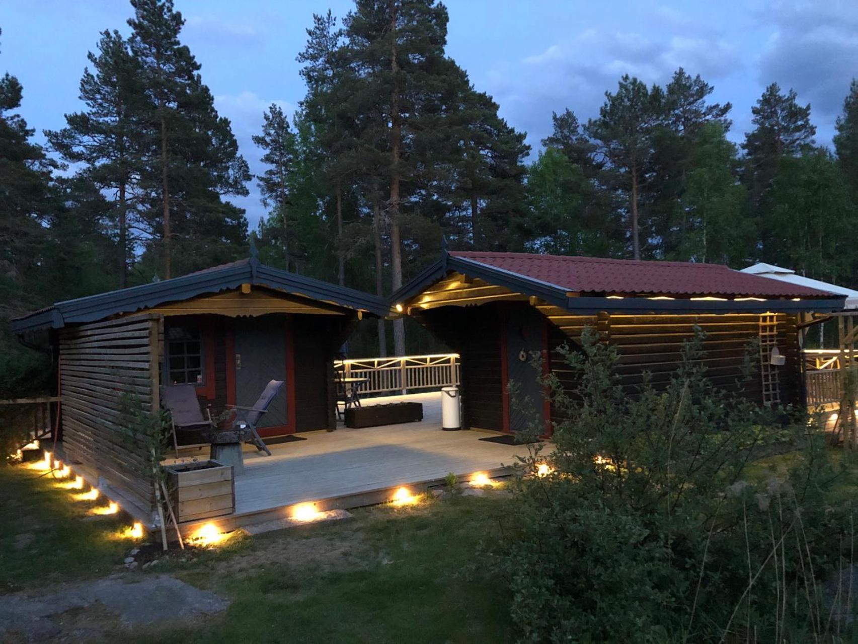 Timber Cottages With Jacuzzi And Sauna Near Lake Vaenern كارلستاد المظهر الخارجي الصورة